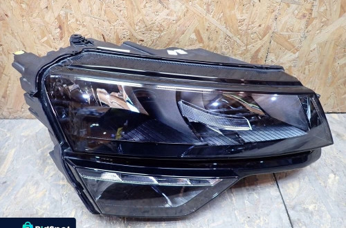 LAMPA PRAWA REFLEKTOR PRAWY SKODA KAROQ 57B 2017-2021R 57B941016A