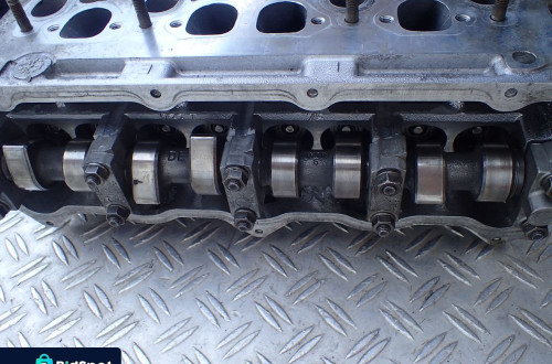 GŁOWICA SILNIKA 1.9 TDI ALH 038103373E RADOM