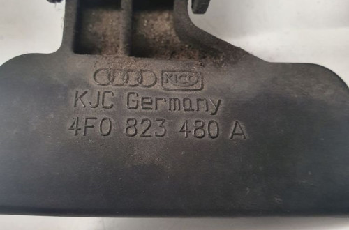 ZAMEK MASKI RYGIEL AUDI A6 C6 4F0823480A