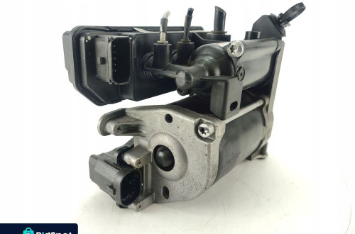 POMPA ZAWIESZENIA CITROEN C4 PICASSO I (2006-2010) 9682022980