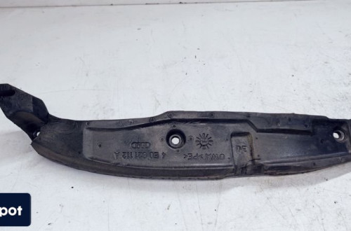 WYGŁUSZENIE BŁOTNIKA PRAWE AUDI A3 D3 4E0821112A
