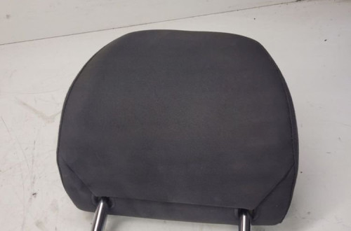 ZAGŁÓWEK FOTELA PRAWY LEWY MATERIAŁ AUDI A3 8V