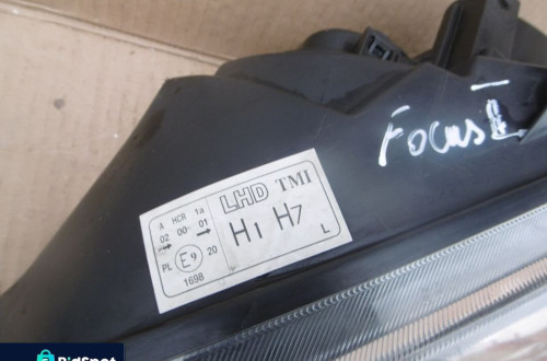 Lampa przód Ford FOCUS II EUROPA