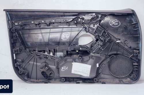 BOCZEK DRZWI P P AUDI A3 8V 8V3867106 MATERIAŁ *56