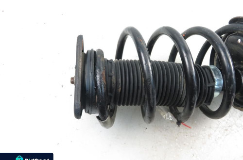 MCPERSON LEWY PRZEDNI MAZDA 5 2.0 CD  DSB187G