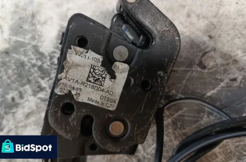 FORD B-MAX 12r ZAMEK DRZWI PRAWY PRZÓD GÓRNY AV1AR218D04AD