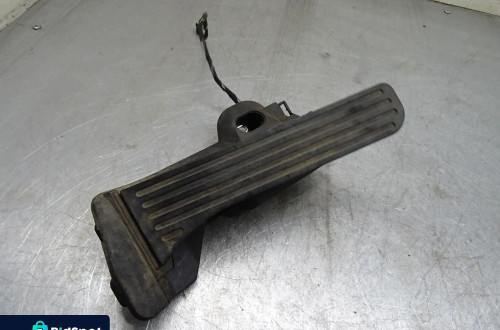 VW PASSAT B6 PEDAŁ POTENCJOMETR GAZU 1K2721503M