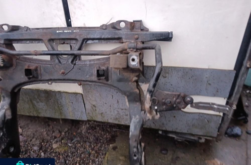 mercedes w169 a-klasa 1.4b 1.7b 2.0 sanki wozek kolyska przod zawieszenia