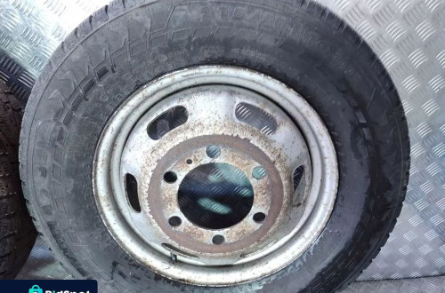 FELGI Z OPONAMI DAILY VI BLIŻNIAKI 215/70 R16