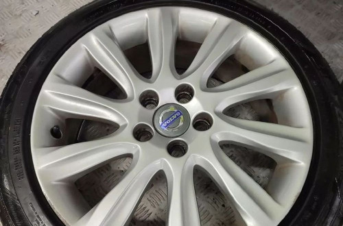 FELGI Z OPONAMI VOLVO V40 II 2 17&#039;&#039; 7J ET50 5X108