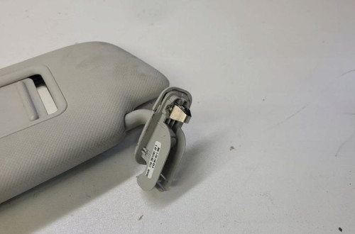 OSŁONA PRZECIWSŁONECZNA LEWA AUDI A4 B8 8K0857551E