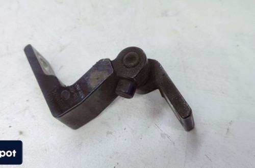 ZAWIAS DRZWI LEWY AUDI A4 B9 8W0833403A