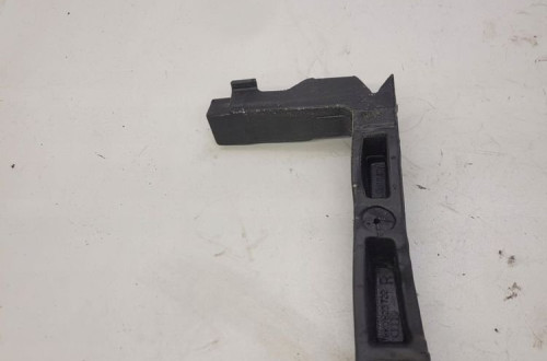 WYGŁUSZENIE BŁOTNIKA PIANKA AUDI A4 B8 8K0823722R