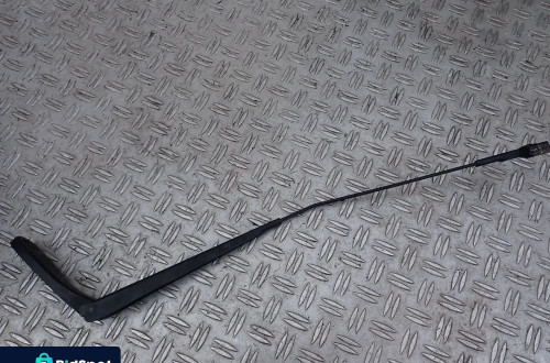 RAMIE WYCIERACZKI PRAWY PRZÓD VOLVO V50 30698250 RADOM