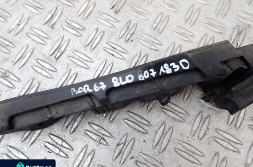 AUDI A3 8L 96-00 ŚLIZG ZDERZAKA LEWY PRZÓD 8L0807183D RADOM