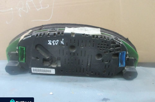 Licznik zegar Audi A4 B5 2.6 B 8D0919880N
