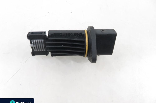 PRZEPŁYWOMIERZ MERCEDES KLASA C S202 C 220 T CDI 6110940048 72268400