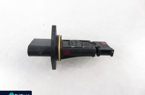 PRZEPŁYWOMIERZ MERCEDES KLASA C S202 C 220 T CDI 6110940048 72268400