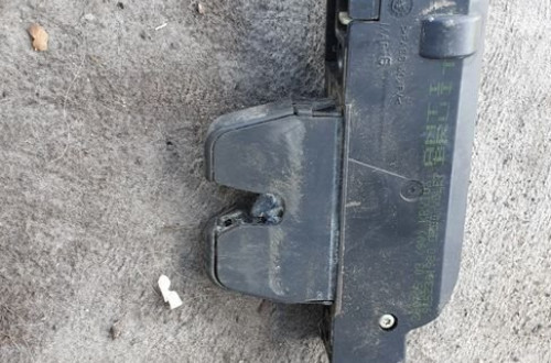 citroen peugeot 307 307sw zamek klapy tyl bagaznika 9652301980