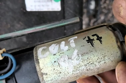 Mitsubishi Colt V 1.3 pompka pompa paliwa