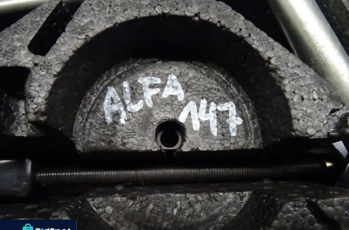 ALFA ROMEO 147 HB 3D 00-04 WKŁAD KOŁA ZAPASOWEGO PODNOŚNIK 46542743