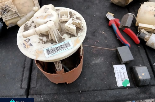 mazda 6 2.0d wskaznik poziomu paliwa