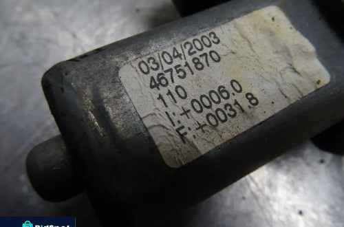ALFA ROMEO 147 HB 3D 00-04 PODNOŚNIK SZYB SZYBY LEWY PRAWY PRZÓD 46751870 46751871
