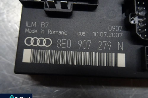 AUDI A4 B7 KOMBI 04-08 2.0TDI MODUŁ STEROWNIK ŚWIATEŁ 8E0907279N