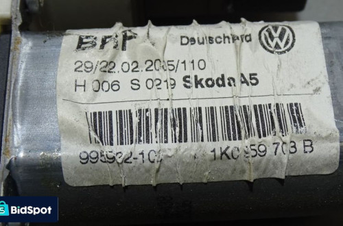 PODNOŚNIK SZYB LEWY TYŁ SKODA OCTAVIA II 1.9TDI 1Z0839655A 1K0959703B