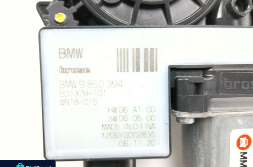 PODNOŚNIK SZYB PRAWY TYŁ BMW 2 F44 GRAN COUPE 9850394 9851140