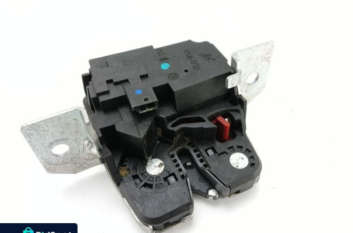 ZAMEK KLAPY BAGAŻNIKA MERCEDES B W245 LIFT (08-11)