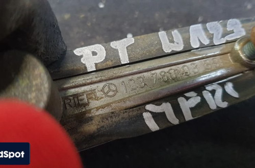 merecdes w123 123 klamka drzwi tyl tylnia tylna prawa