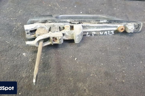 merecdes w123 123 klamka drzwi przod przednia lewa