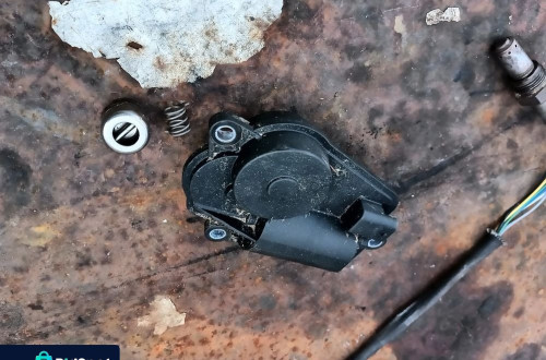 bmw g30 g20 g11 nastawnik przepustnicy wydechu 8582069