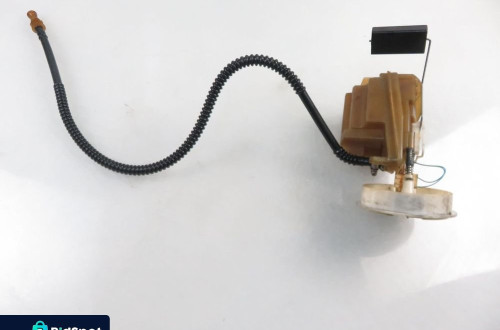 PŁYWAK MERCEDES W203 C 200 CDI 2034700794