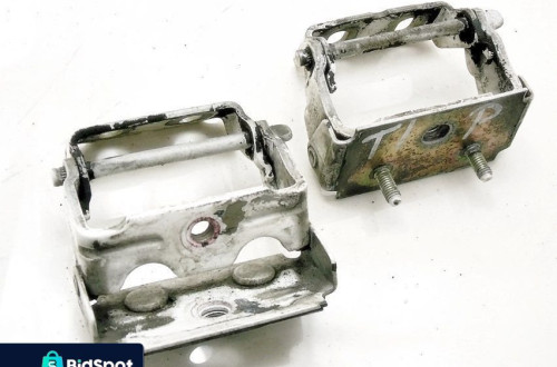 Zawiasy Klapy Bagaznika Ford Focus Mk1 Kombi