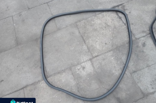 bmw f11 5 uszczelka drzwi lewy tyl tylnia tylna