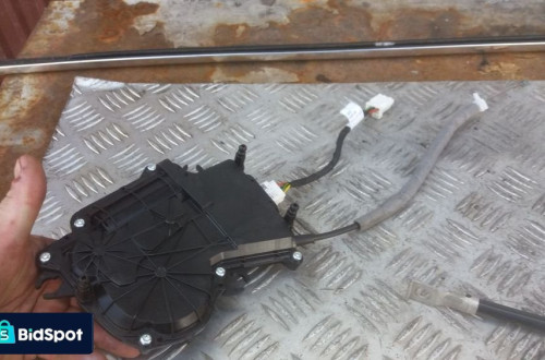 bmw f11 dociag klapy tyl tylni tylny 918546-100