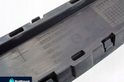 Kratka Listwa Środkowa Zderzaka 1.4 8V Citroen C2 Vtr 2005 9643593477