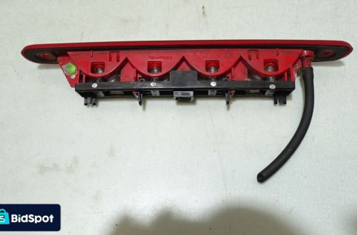 ŚWIATŁO STOPU TOYOTA AYGO S3-0204017