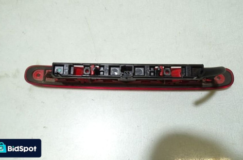 ŚWIATŁO STOPU TOYOTA AYGO S3-0204017