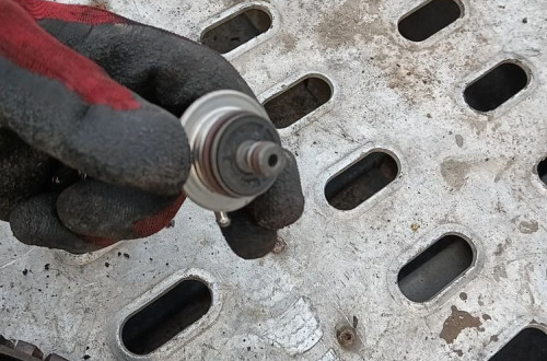 vw skoda seat zawor regulator cisnienia paliwa 06a133035