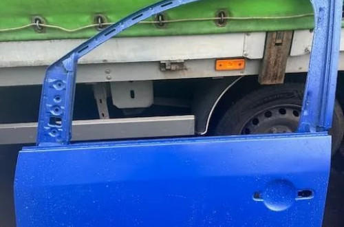 DRZWI LEWE PRZEDNIE VOLKSWAGEN CADDY 04-15