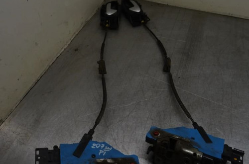 PEUGEOT 207 SW 06-09 1.4B ZAMEK DRZWI PRAWY LEWY PRZÓD PRZEDNI PRAWY TYŁ TYLNY