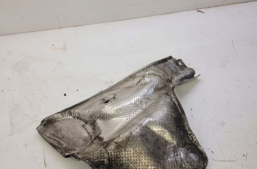 OSŁONA TERMICZNA WYGŁUSZENIE AUDI A4 B8 8K1804164B
