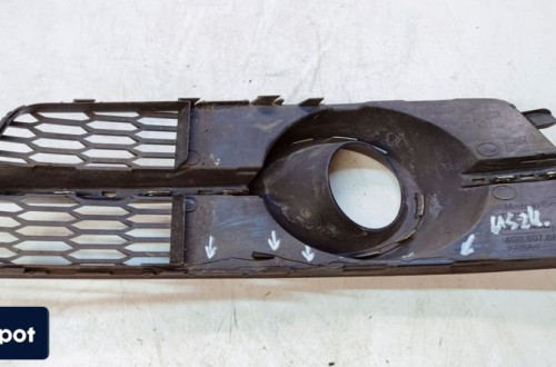 KRATKA ZAŚLEPKA ZDERZAKA PRAWY PRZÓD AUDI A6 C7 LIFT 4G0807682AG USZK.