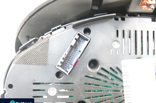 LICZNIK CHEVROLET CRUZE (J300) 2.0 CDI 95981272