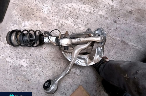 bmw e92 e90 e91 e87 3.0d 3.5d amortyaztor zwrotnica piasta wahacze przod przednia prawe prawa 6764444