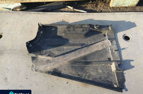 OSŁONA PODWOZIA AUDI A4 B6 B7 LEWA 8E0825215AK