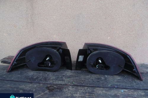Lampa prawa Renault Laguna III
